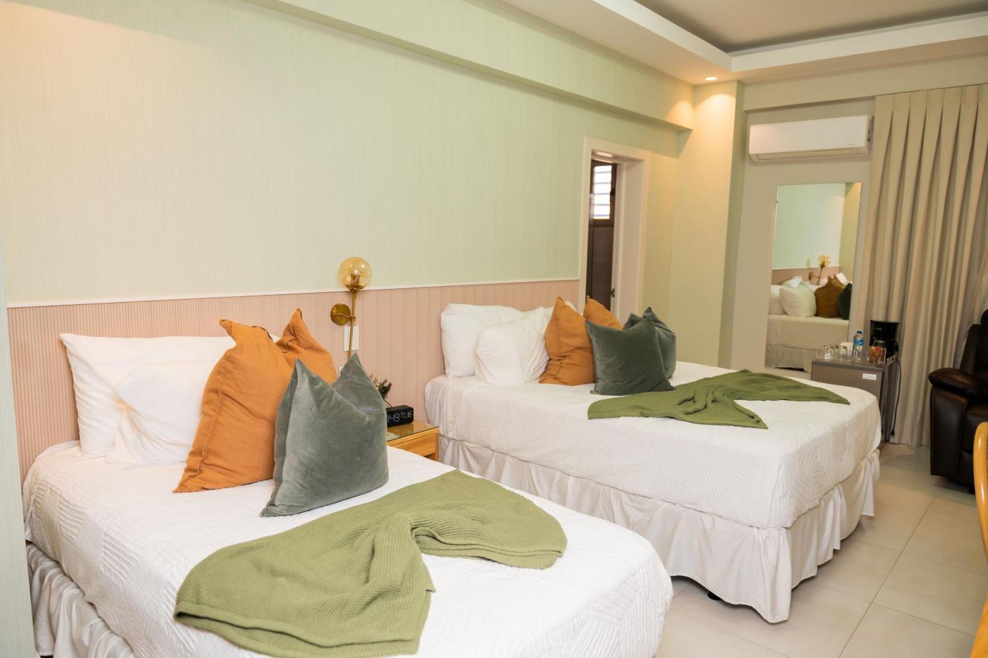 סנטו דומינגו Hotel Stay Here Suites מראה חיצוני תמונה